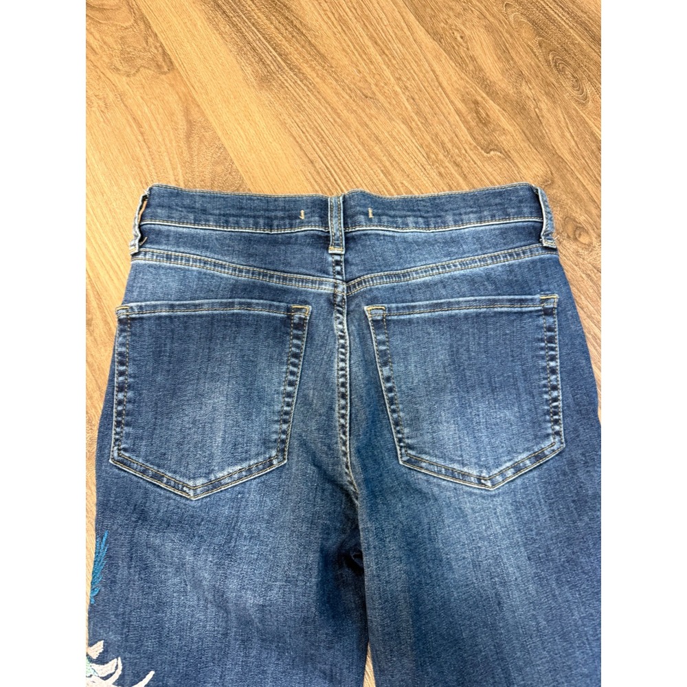 Free People Embroidered Peacock Skinny Jeans Blue Denim Raw Hem Size 27 - Picture 10 of 12